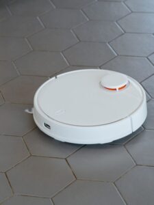 Read more about the article 6 Best Robot Vacuum Cleaner Under 25,000 in India